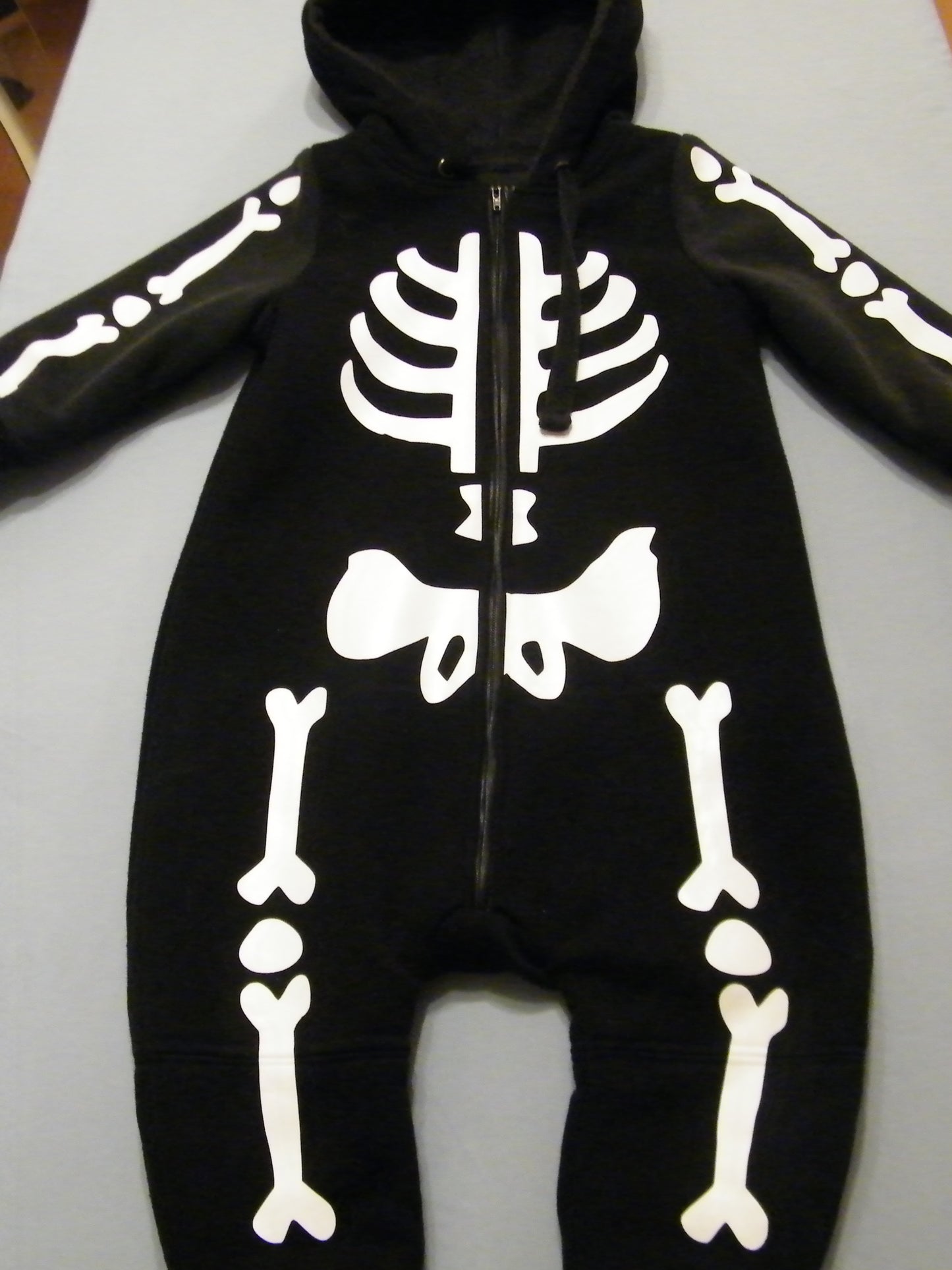 Jumpsuit Skelett super für Halloween